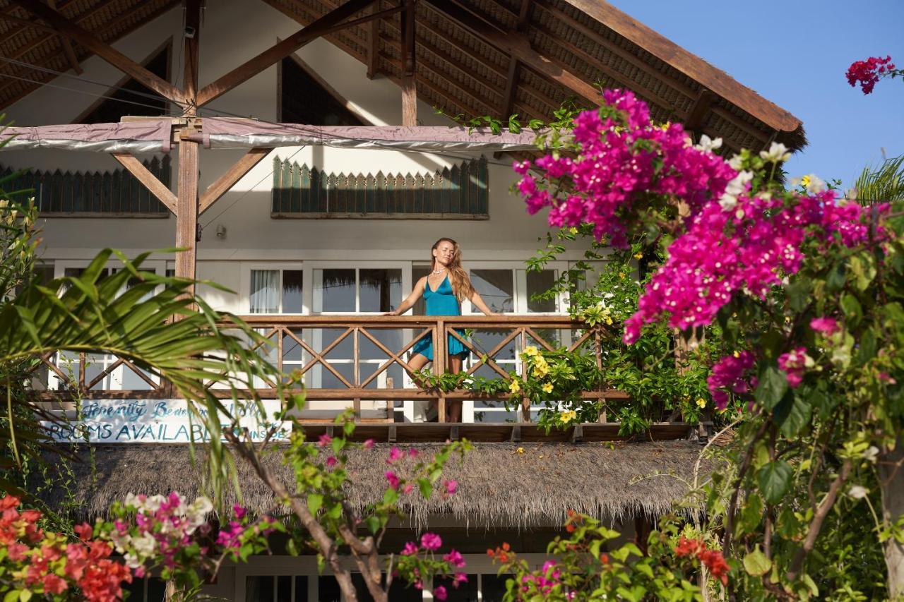 Serenity Luxurious Beachfront Villa & Spa With Private Infinity Pool, 8 Guests กิลิไอร์ ภายนอก รูปภาพ