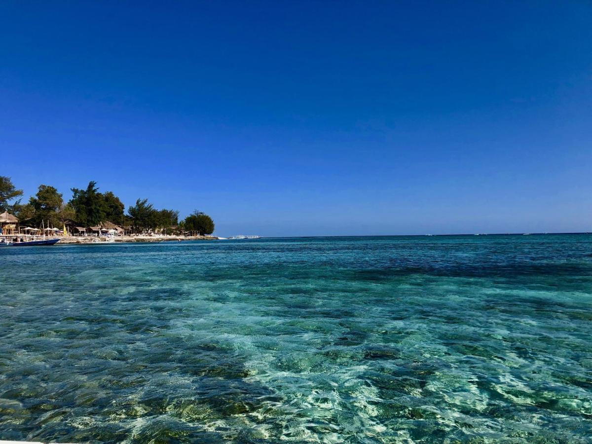 Serenity Luxurious Beachfront Villa & Spa With Private Infinity Pool, 8 Guests กิลิไอร์ ภายนอก รูปภาพ